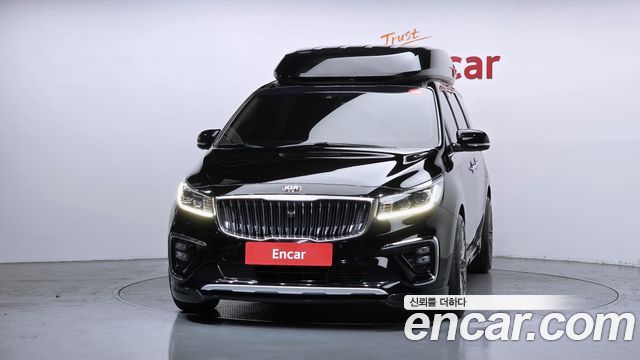 Kia Canival 2019 — photo 3