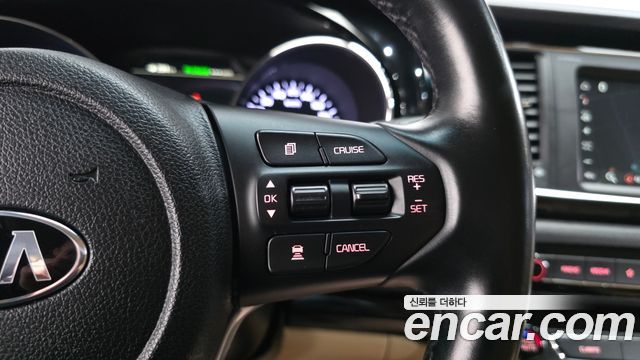 Kia Canival 2019 — photo 25