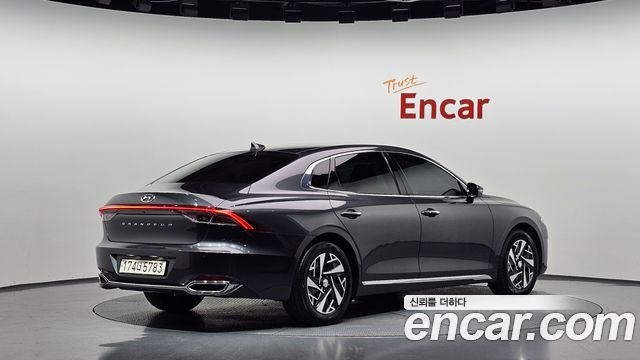 Hyundai Grandeur 2023 — photo 2
