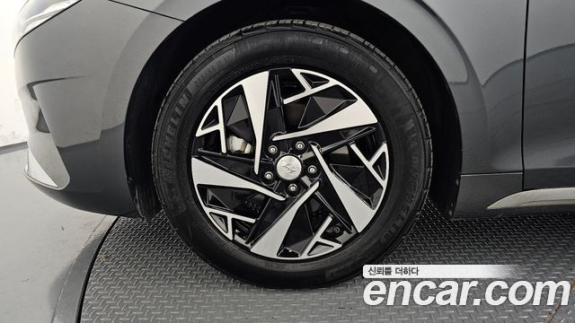 Hyundai Grandeur 2023 — photo 5