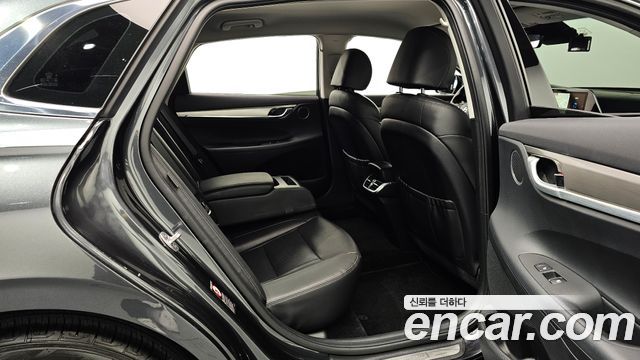 Hyundai Grandeur 2023 — photo 12