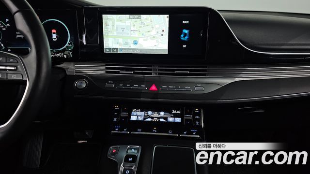 Hyundai Grandeur 2023 — photo 14