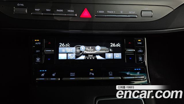 Hyundai Grandeur 2023 — photo 18