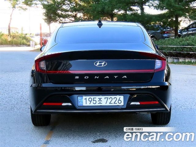 Hyundai Sonata 2023 — photo 4
