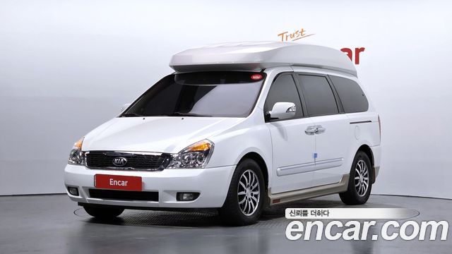 Kia Canival 2014 — photo 1
