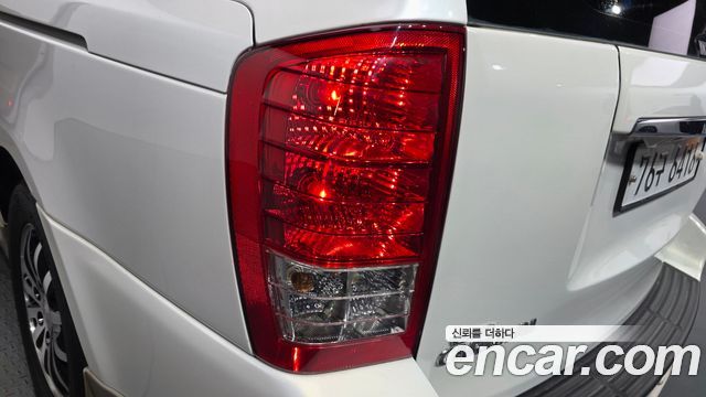Kia Canival 2014 — photo 9