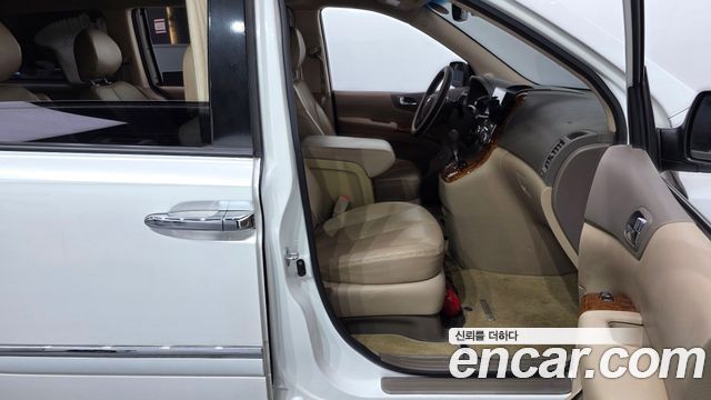 Kia Canival 2014 — photo 16