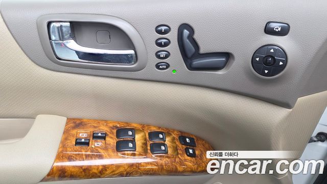 Kia Canival 2014 — photo 34