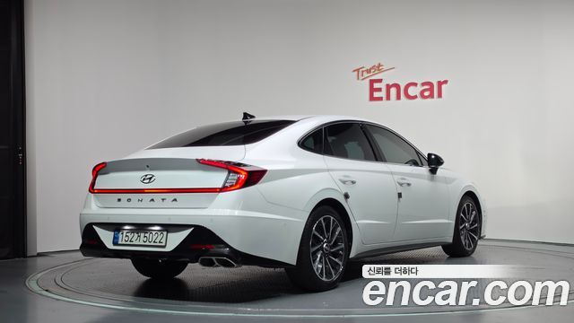 Hyundai Sonata 2022 — photo 2