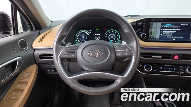 Hyundai Sonata 2022 — photo 19