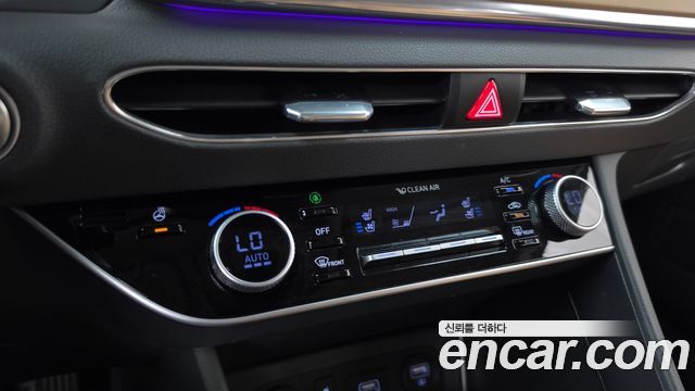 Hyundai Sonata 2022 — photo 30