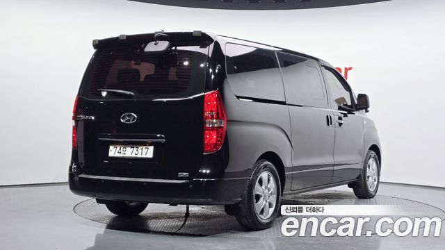 Hyundai Starex 2020 — photo 2