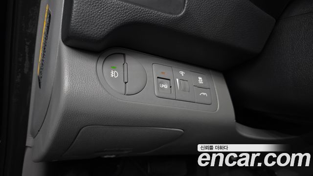 Hyundai Starex 2020 — photo 22