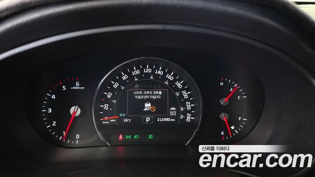 Kia Sorento 2016 — photo 8