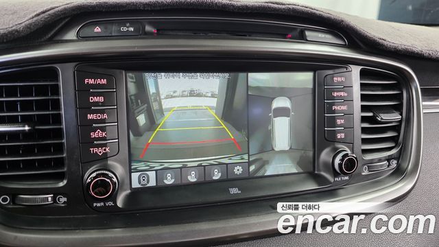 Kia Sorento 2016 — photo 15