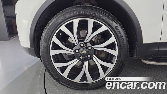 Land Rover Discovery 2017 — photo 5