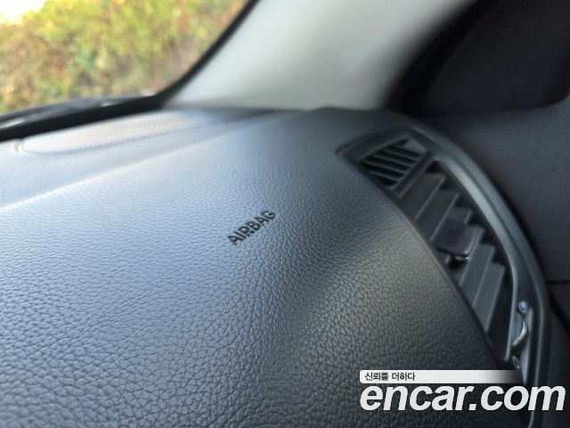 Kia K5 2012 — photo 12