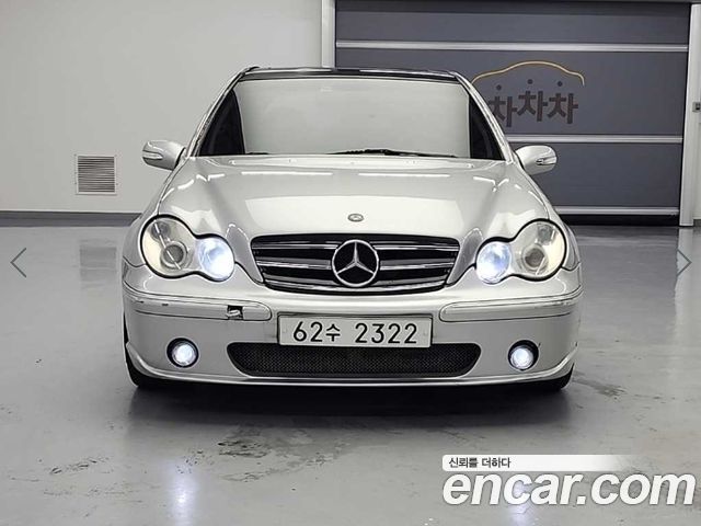 Mercedes-Benz C-Class 2002 — photo 2