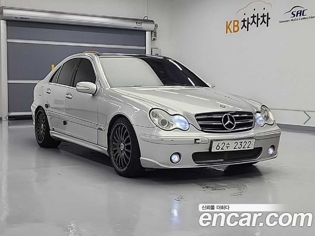 Mercedes-Benz C-Class 2002 — photo 4