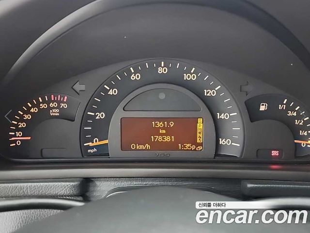 Mercedes-Benz C-Class 2002 — photo 6