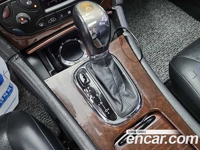Mercedes-Benz C-Class 2002 — photo 8