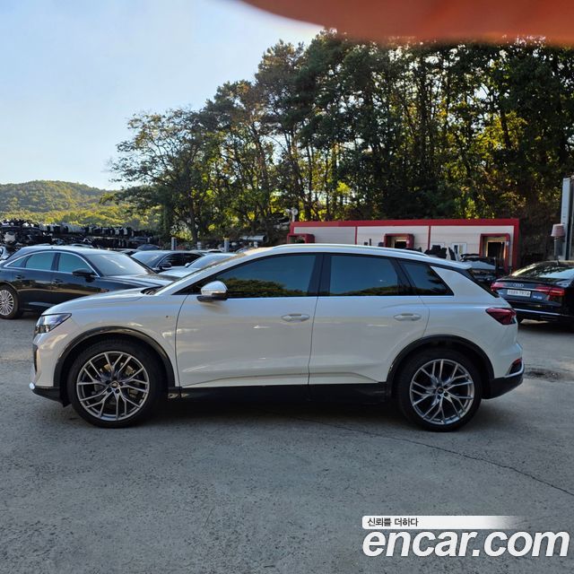 Audi Q4 e-tron 2025 — photo 3