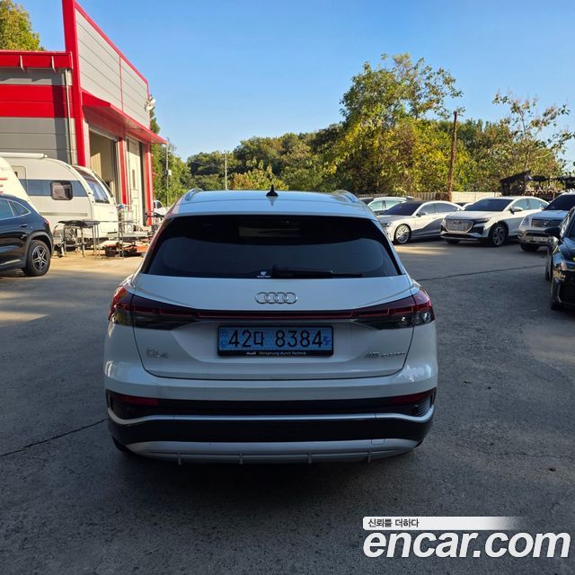 Audi Q4 e-tron 2025 — photo 5