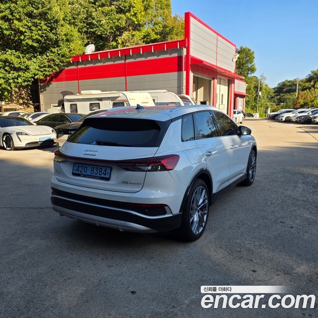Audi Q4 e-tron 2025 — photo 6
