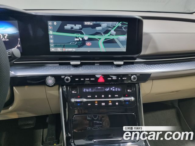 Kia Canival 2022 — photo 11