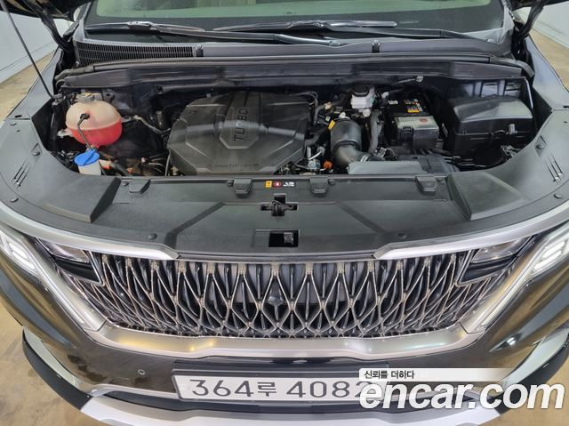 Kia Canival 2022 — photo 16