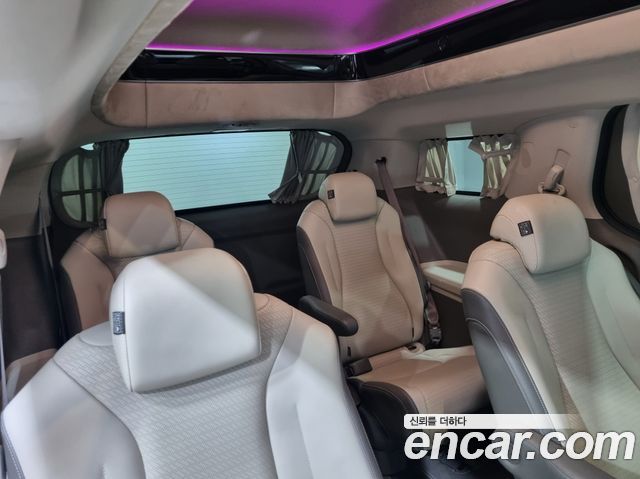 Kia Canival 2022 — photo 17