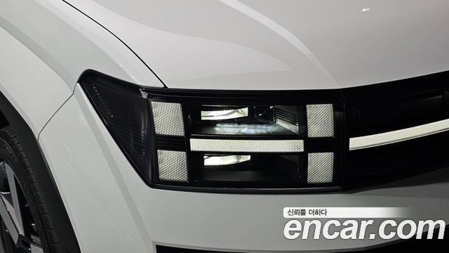 Hyundai Santafe 2025 — photo 8
