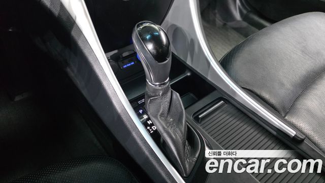 Hyundai Sonata 2012 — photo 9