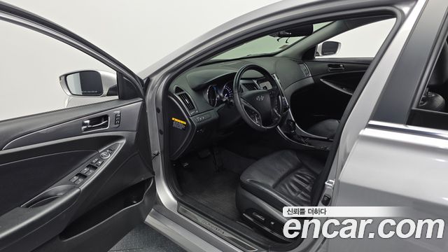 Hyundai Sonata 2012 — photo 10