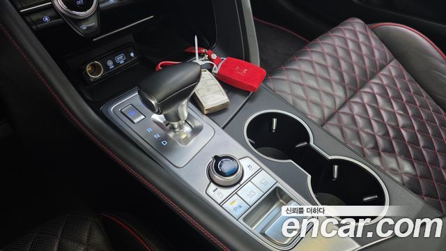 Genesis G70 2019 — photo 12