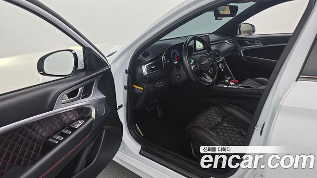 Genesis G70 2019 — photo 13