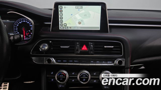 Genesis G70 2019 — photo 18