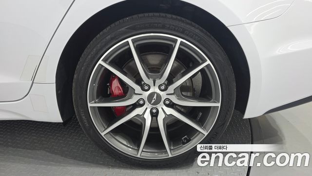 Genesis G70 2019 — photo 7