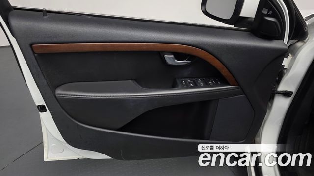 Volvo S80 2013 — photo 14