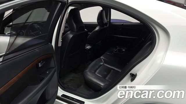 Volvo S80 2013 — photo 16