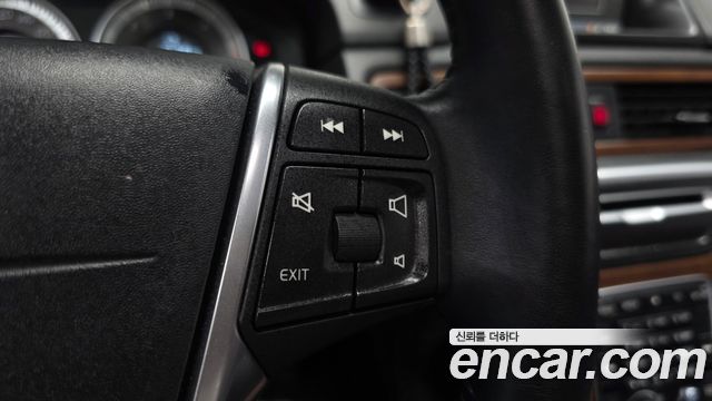 Volvo S80 2013 — photo 31