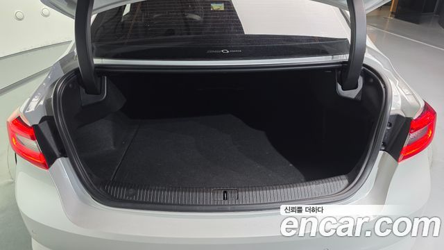 Renault Korea SM6 2016 — photo 20