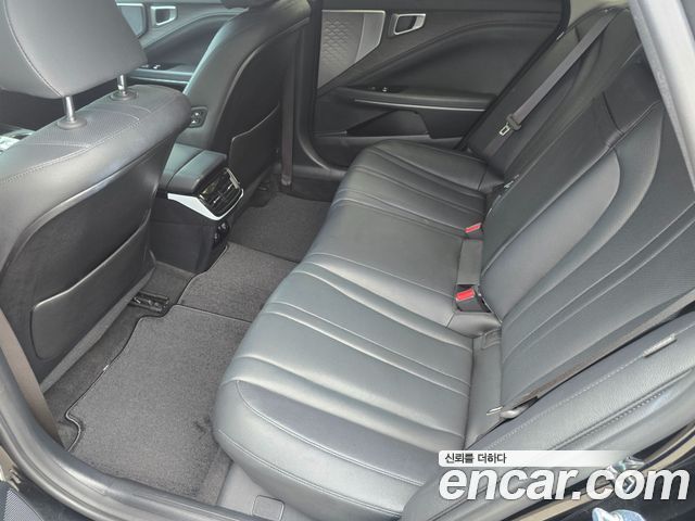 Kia K8 2022 — photo 13