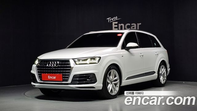Audi Q7 2016 — photo 1