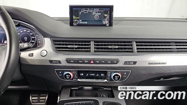 Audi Q7 2016 — photo 14