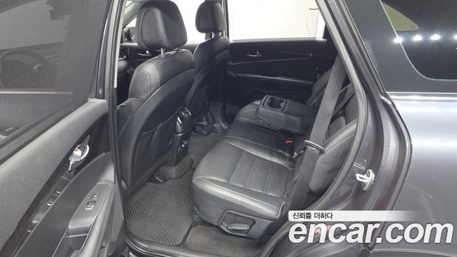 Kia Sorento 2015 — photo 18