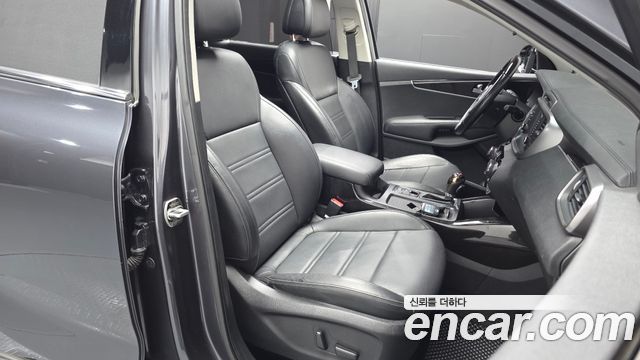 Kia Sorento 2015 — photo 16