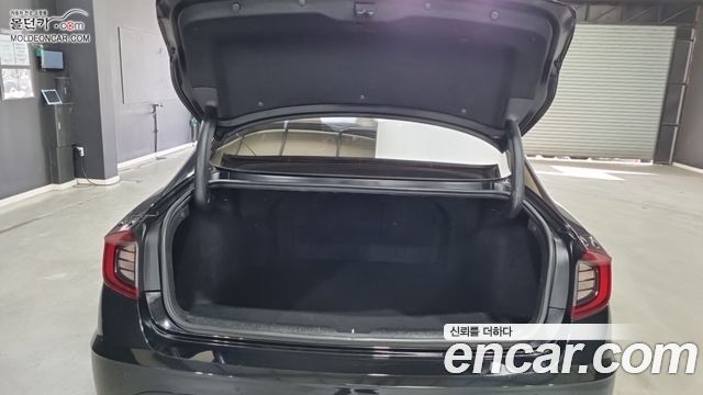 Hyundai Sonata 2022 — photo 18