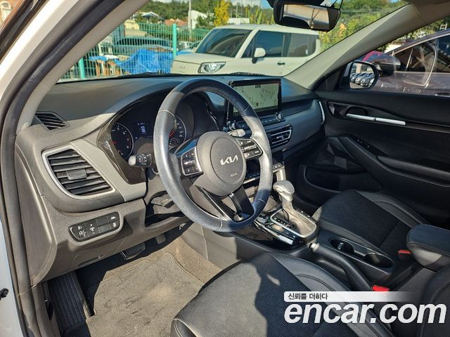Kia Seltos 2022 — photo 10