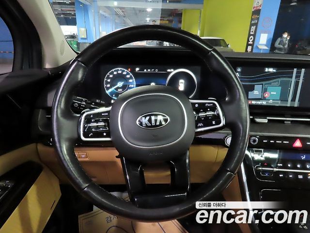 Kia Canival 2021 — photo 9